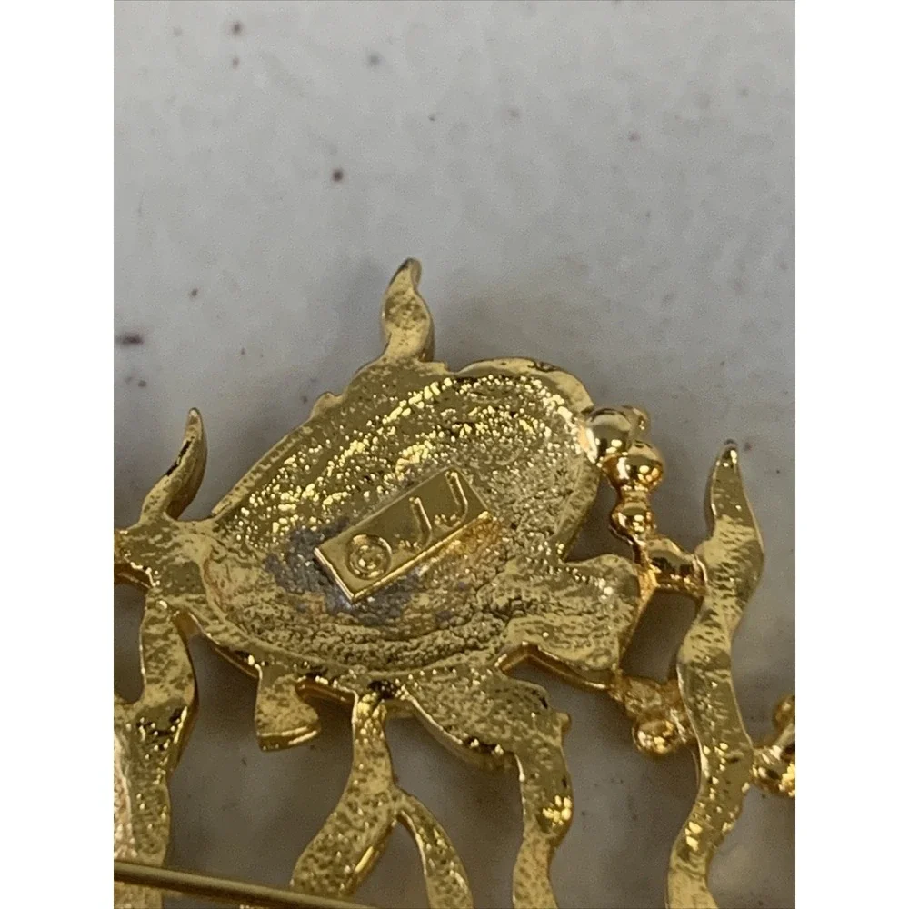 Vintage Signed Jonette (JJ) Goldtone Under‎ the Sea Fish Seaweed Brooch Reef Pin